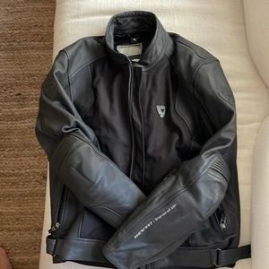 COPY - REV'IT Eclipse Jacket
Mens motorcycle black jacket